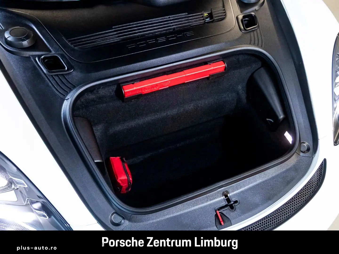 PORSCHE 718 Spyder RS Liftsystem-VA Weissach-Paket BOSE