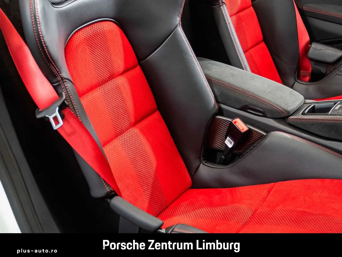 PORSCHE 718 Spyder RS Liftsystem-VA Weissach-Paket BOSE