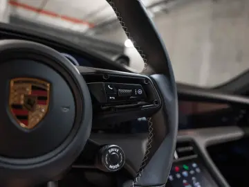 PORSCHE Taycan 4S InnoDrive Sport Chrono Soft-Close