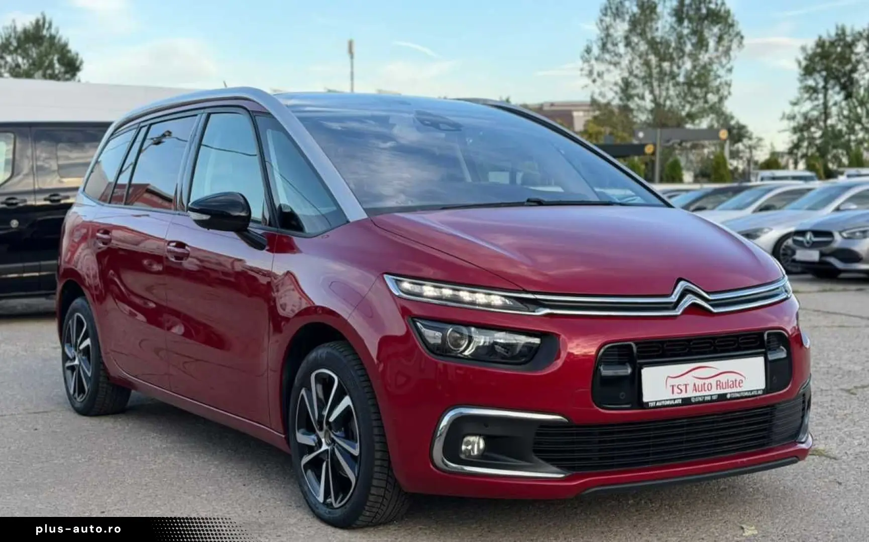 Citroen C4-Grand-Space-Tourer