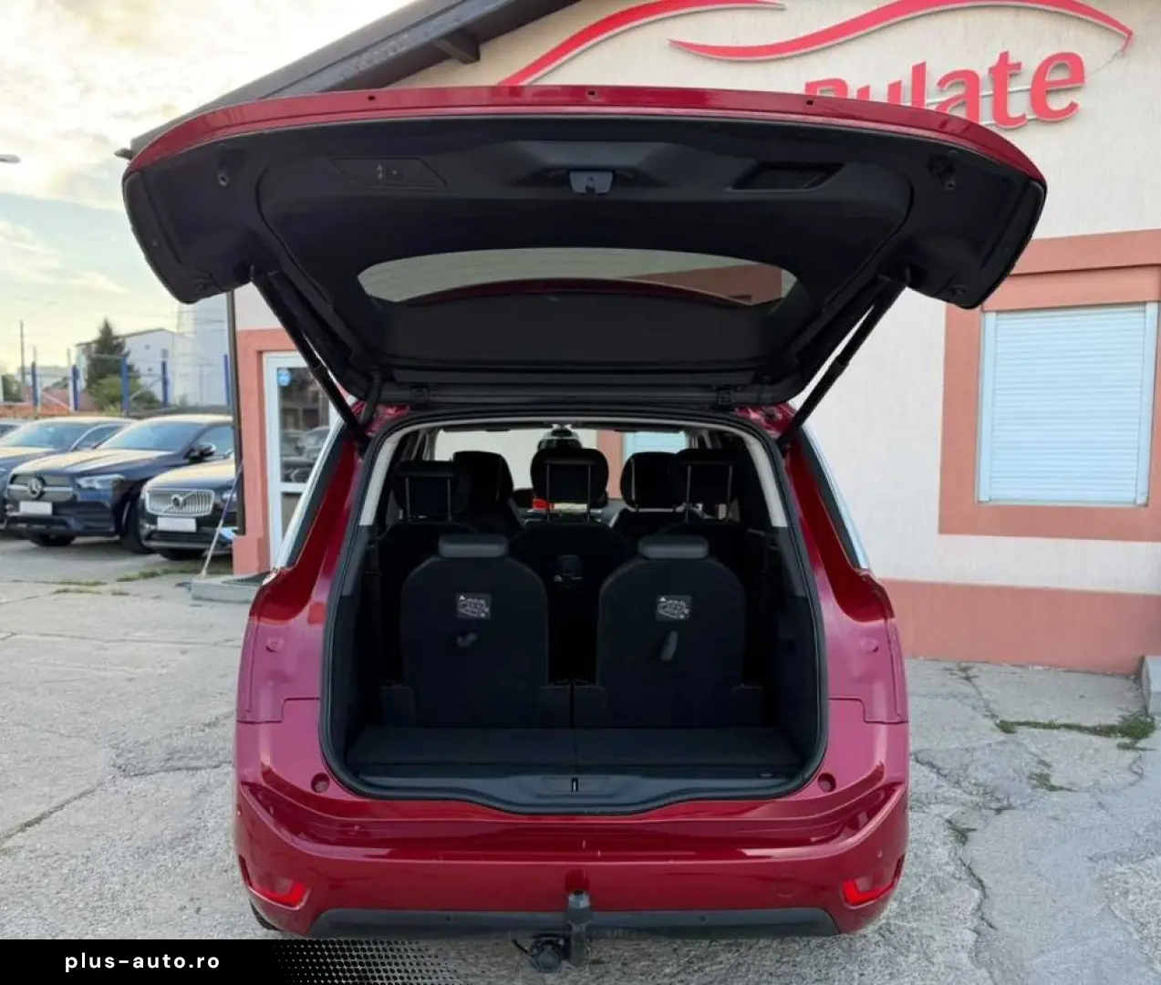 Citroen C4-Grand-Space-Tourer
