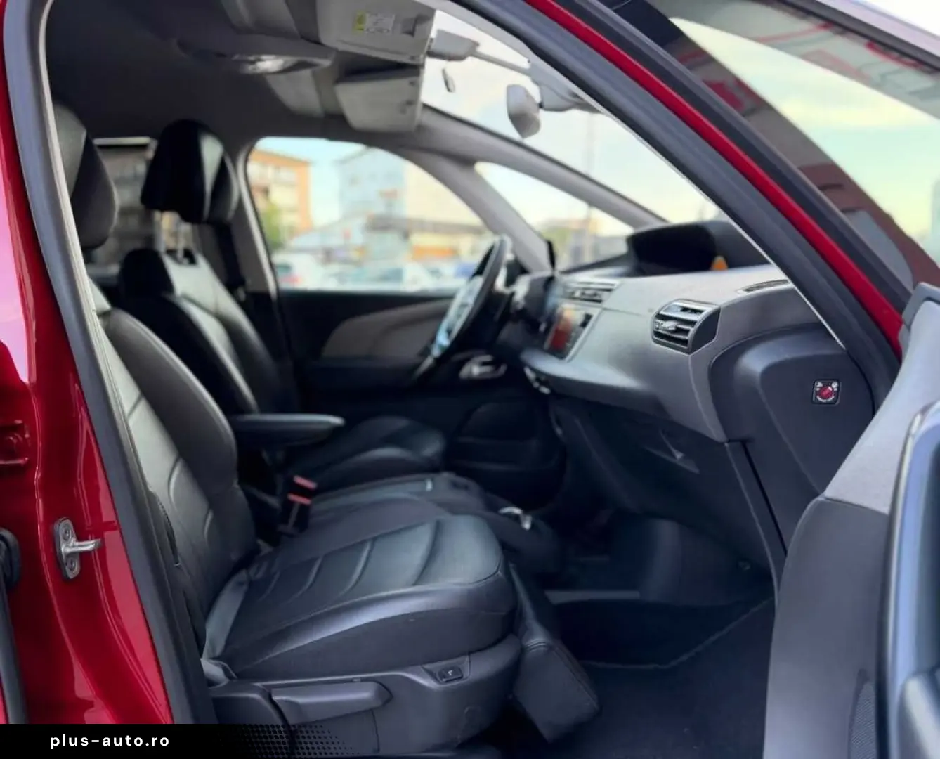 Citroen C4-Grand-Space-Tourer