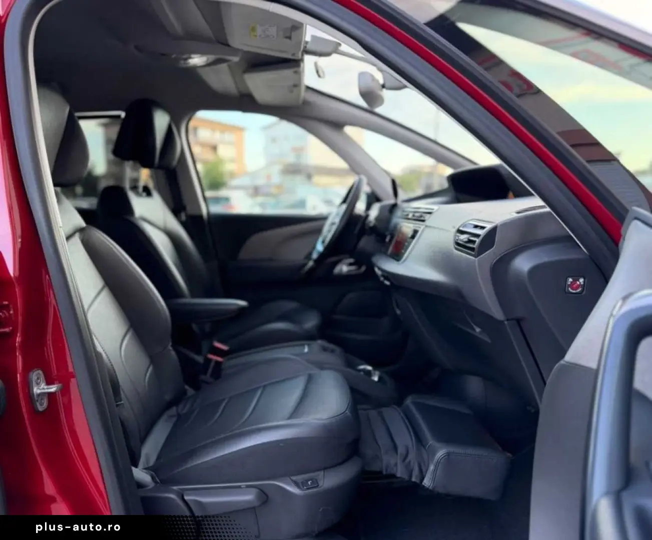 Citroen C4-Grand-Space-Tourer