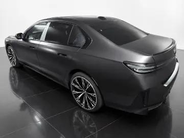 BMW 740 xDrive M Sport Pro - MY2027 - LIVRARE RAPIDA!