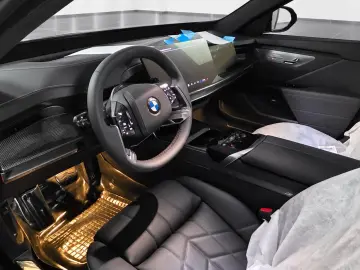 BMW 740 xDrive M Sport Pro - MY2027 - LIVRARE RAPIDA!