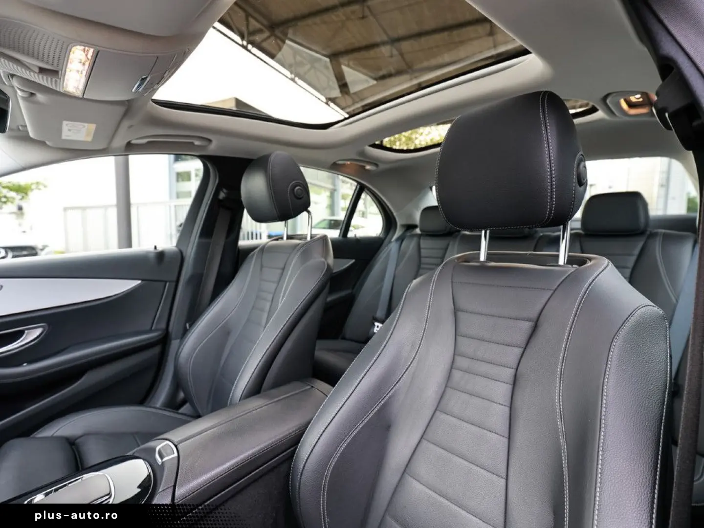 MERCEDES-BENZ E 300 de AMG Line AHK Distr. LED Pano &hellip;