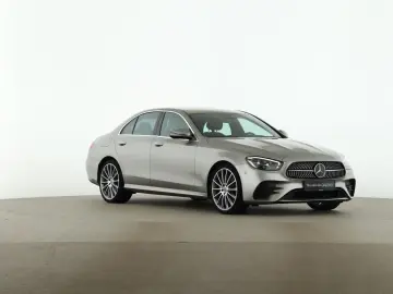 MERCEDES-BENZ E 220 d AMG Distronic AHK Memory 20 Zoll 360