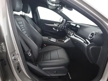 MERCEDES-BENZ E 220 d AMG Distronic AHK Memory 20 Zoll 360