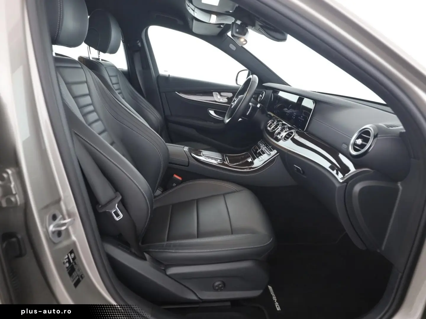 MERCEDES-BENZ E 220 d AMG Distronic AHK Memory 20 Zoll 360