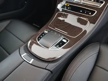 MERCEDES-BENZ E 220 d AMG Distronic AHK Memory 20 Zoll 360