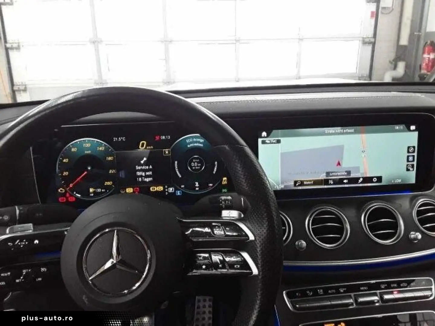MERCEDES-BENZ E 220d AMG Pano MultiBeam Ambiente TotW 360
