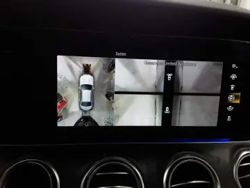 MERCEDES-BENZ E 220d AMG Pano MultiBeam Ambiente TotW 360