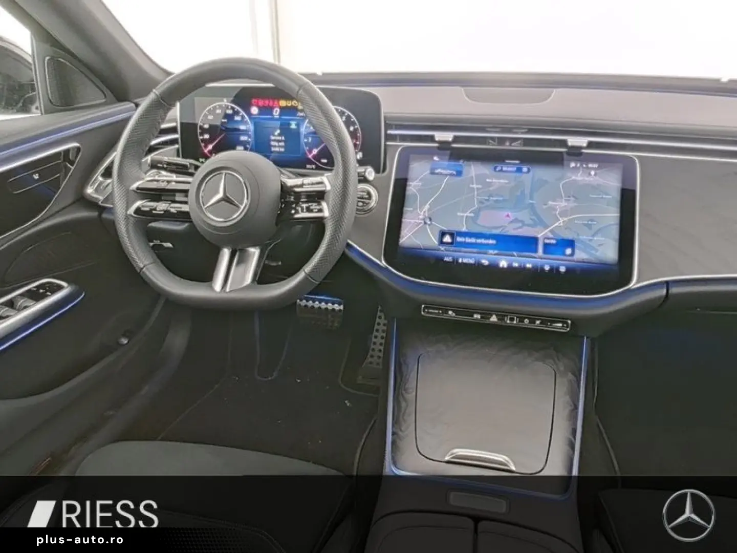 MERCEDES-BENZ E 200 AMG ADV NIGHT KEYLESS PREMI NAVI