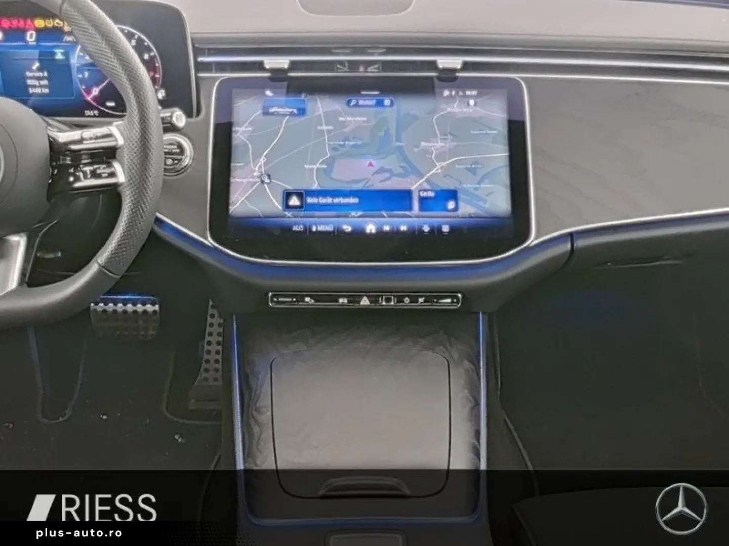 MERCEDES-BENZ E 200 AMG ADV NIGHT KEYLESS PREMI NAVI