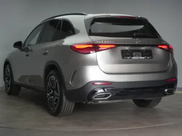 MERCEDES-BENZ GLC 220 d 4Matic 9G-Tronic AMG Leder Distronic