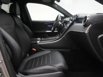 MERCEDES-BENZ GLC 220 d 4Matic 9G-Tronic AMG Leder Distronic