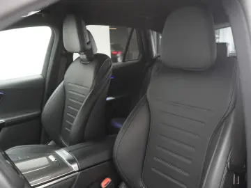 MERCEDES-BENZ GLC 220 d 4Matic 9G-Tronic AMG Leder Distronic