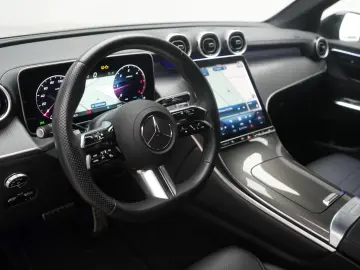 MERCEDES-BENZ GLC 220 d 4Matic 9G-Tronic AMG Leder Distronic