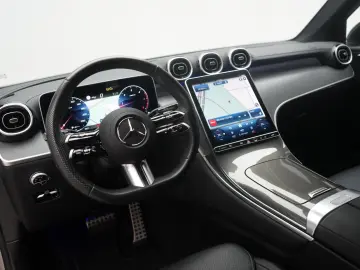 MERCEDES-BENZ GLC 220 d 4Matic 9G-Tronic AMG Leder Distronic