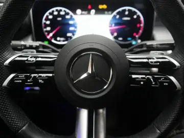 MERCEDES-BENZ GLC 220 d 4Matic 9G-Tronic AMG Leder Distronic