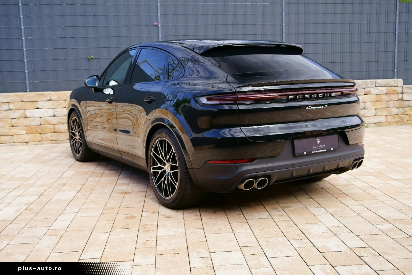 PORSCHE Cayenne Coupe S E-Hybrid  HD-Matrix INNO HLA