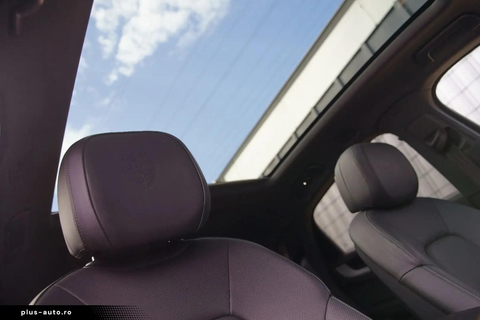 PORSCHE Cayenne Coupe S E-Hybrid  HD-Matrix INNO HLA