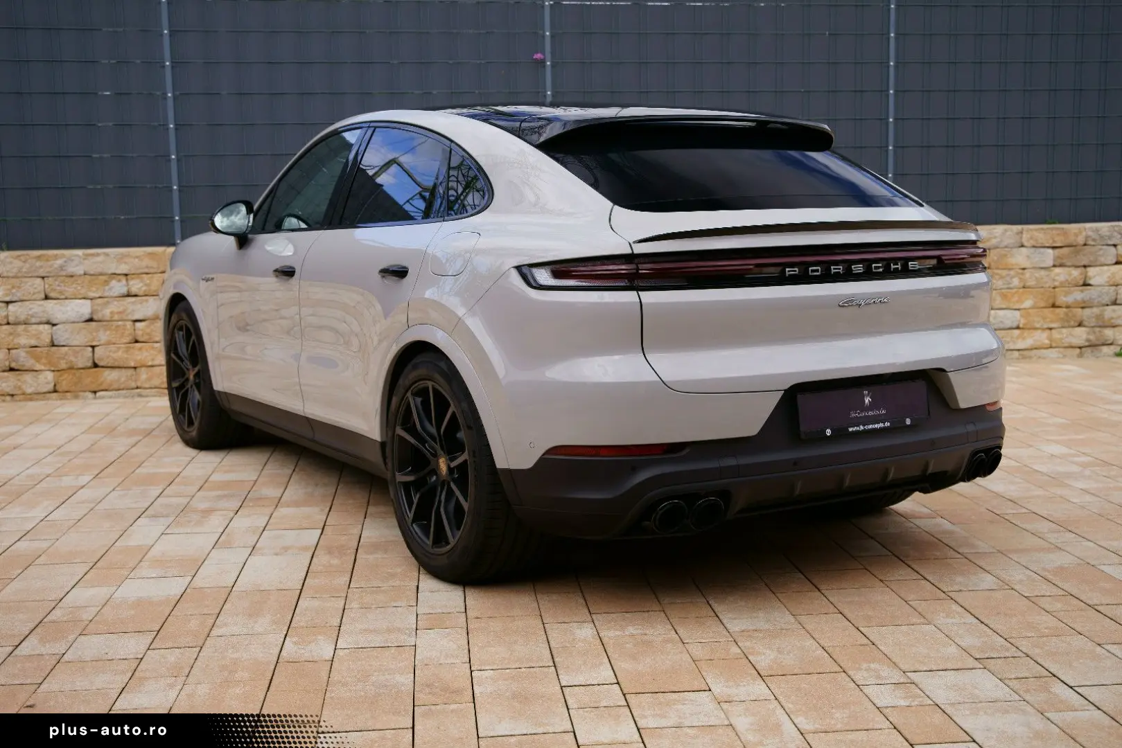 PORSCHE Cayenne Coupe E-Hybrid  BOSE HeadUP INNO