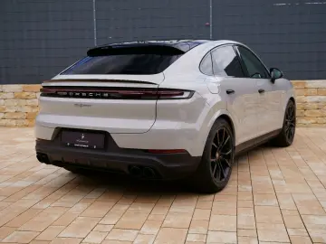 PORSCHE Cayenne Coupe E-Hybrid  BOSE HeadUP INNO