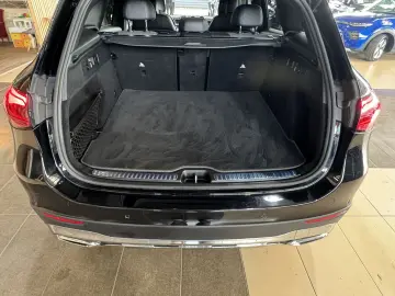 MERCEDES-BENZ GLC 220 4Matic Digital Cockpit MBUX LED R-Cam