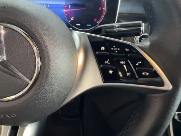 MERCEDES-BENZ GLC 220 4Matic Digital Cockpit MBUX LED R-Cam