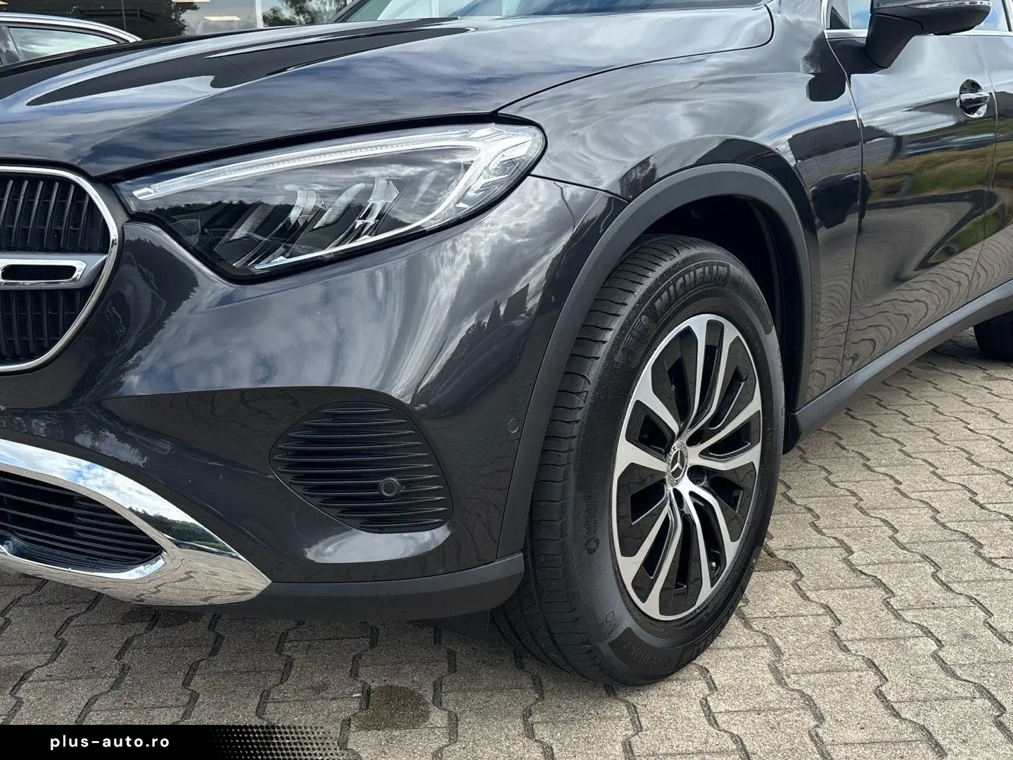 MERCEDES-BENZ GLC 200 4M Distronic CarPlay LED AHK