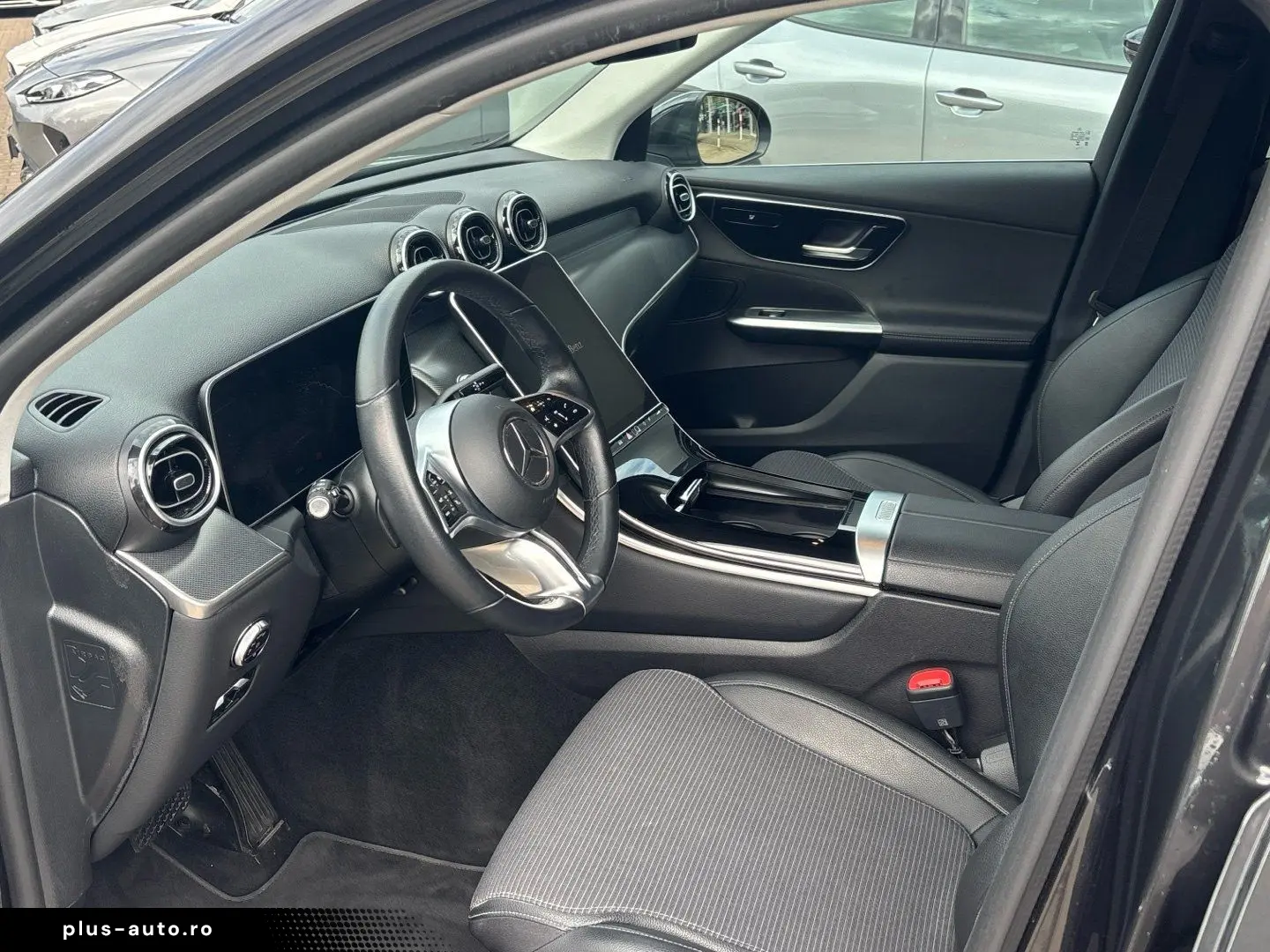 MERCEDES-BENZ GLC 200 4M Distronic CarPlay LED AHK