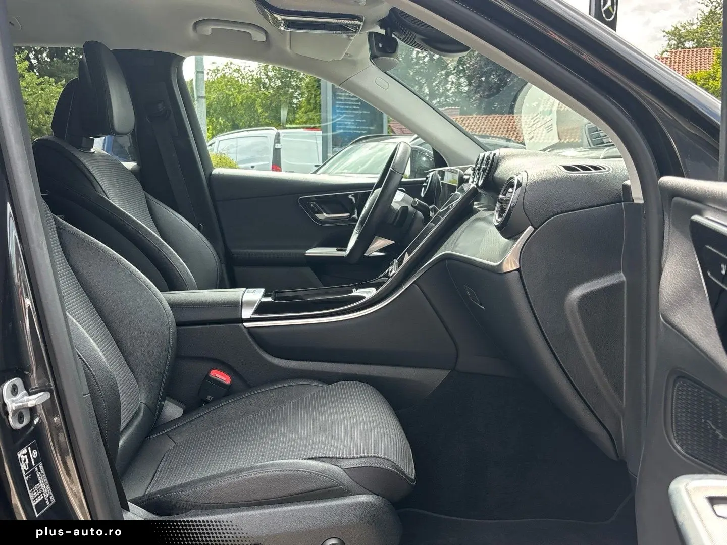 MERCEDES-BENZ GLC 200 4M Distronic CarPlay LED AHK