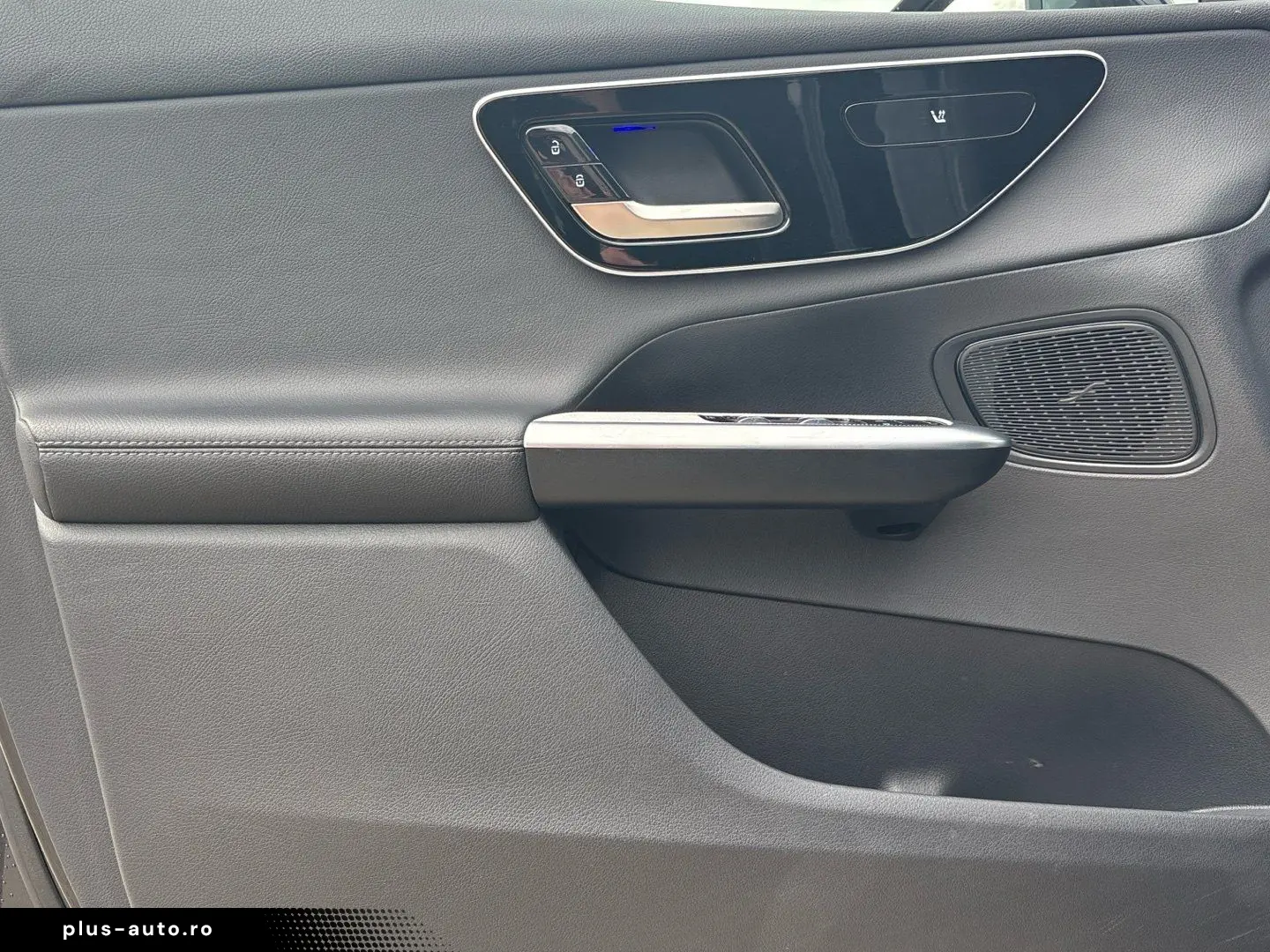 MERCEDES-BENZ GLC 200 4M Distronic CarPlay LED AHK