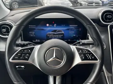 MERCEDES-BENZ GLC 200 4M Distronic CarPlay LED AHK