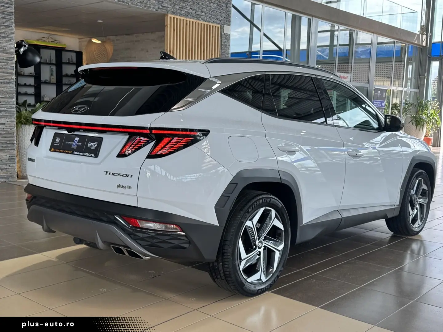 HYUNDAI Tucson Trend Plug-In R.Cam 4WD ACC