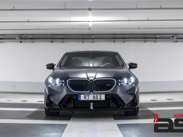 BMW M5 Matt Keramik DriverP ComfortP TravelP Carbon