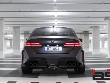 BMW M5 Matt Keramik DriverP ComfortP TravelP Carbon