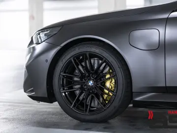 BMW M5 Matt Keramik DriverP ComfortP TravelP Carbon