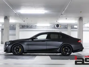 BMW M5 Matt Keramik DriverP ComfortP TravelP Carbon