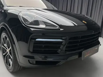 Porsche Cayenne Coupe Plug-In