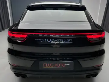 Porsche Cayenne Coupe Plug-In