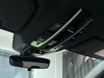 Porsche Cayenne Coupe Plug-In