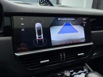 Porsche Cayenne Coupe Plug-In