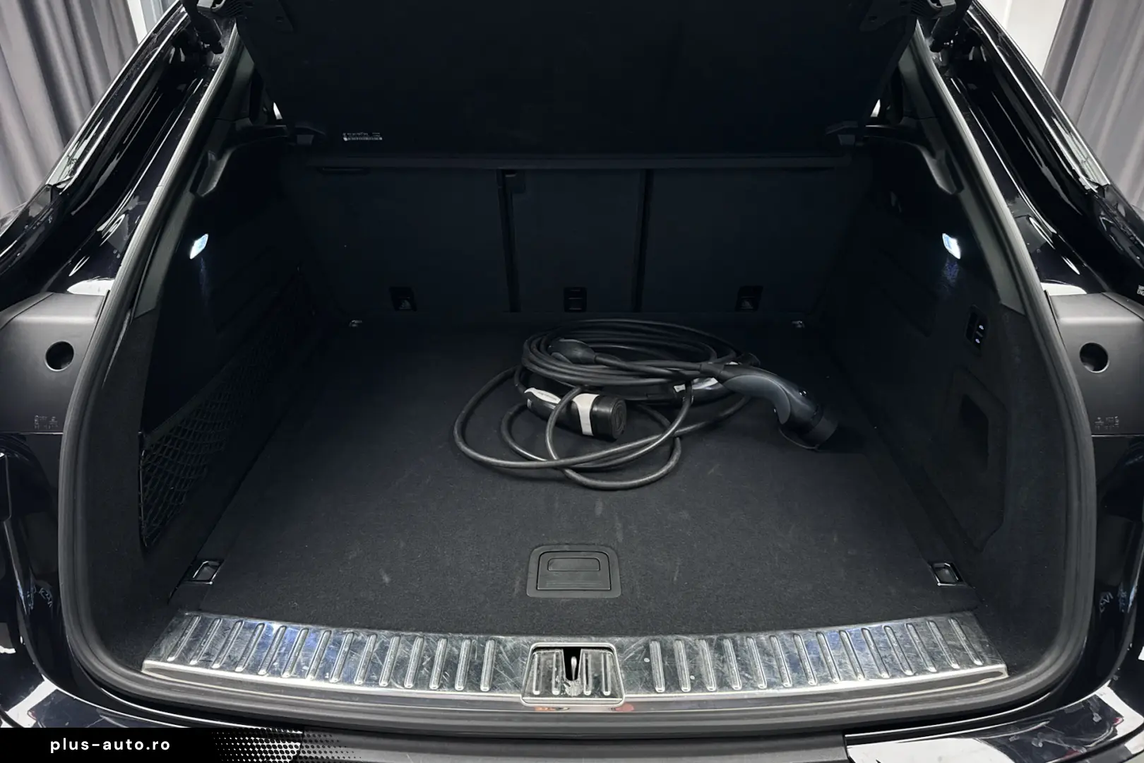 Porsche Cayenne Coupe Plug-In