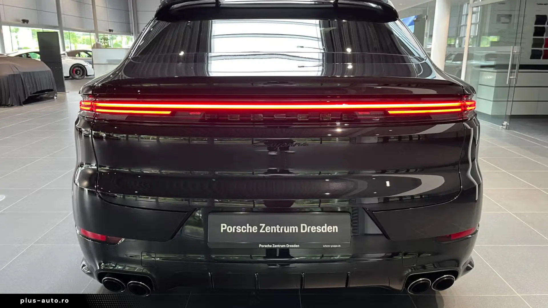 Porsche Cayenne E-Hybrid Coupé Black Edition
