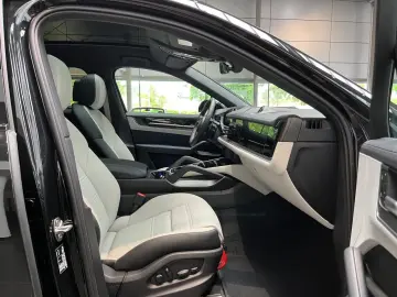Porsche Cayenne E-Hybrid Coupé Black Edition