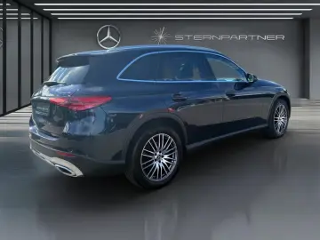 MERCEDES-BENZ GLC 220 d 4M AVANTGARDE D.LIGHT PANO 3…
