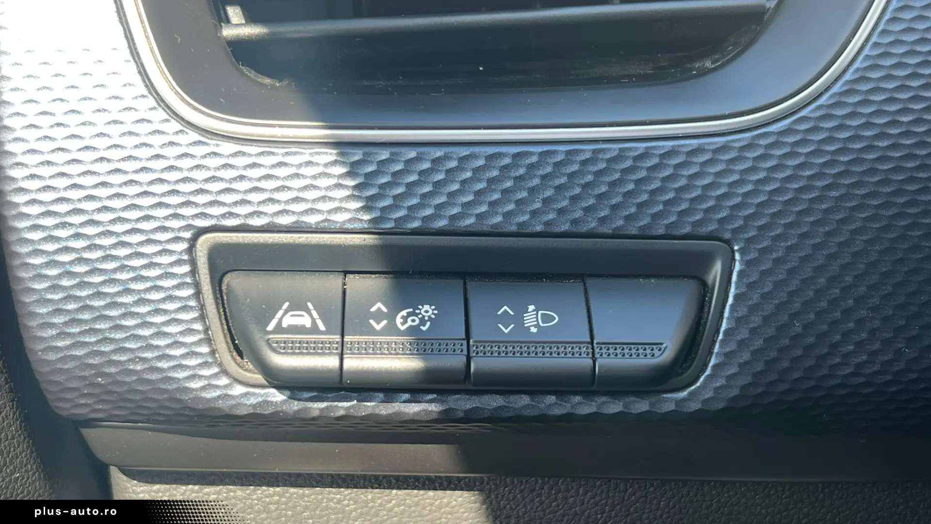 Renault Arkana Equilibre E-Tech full hybrid 145 CP