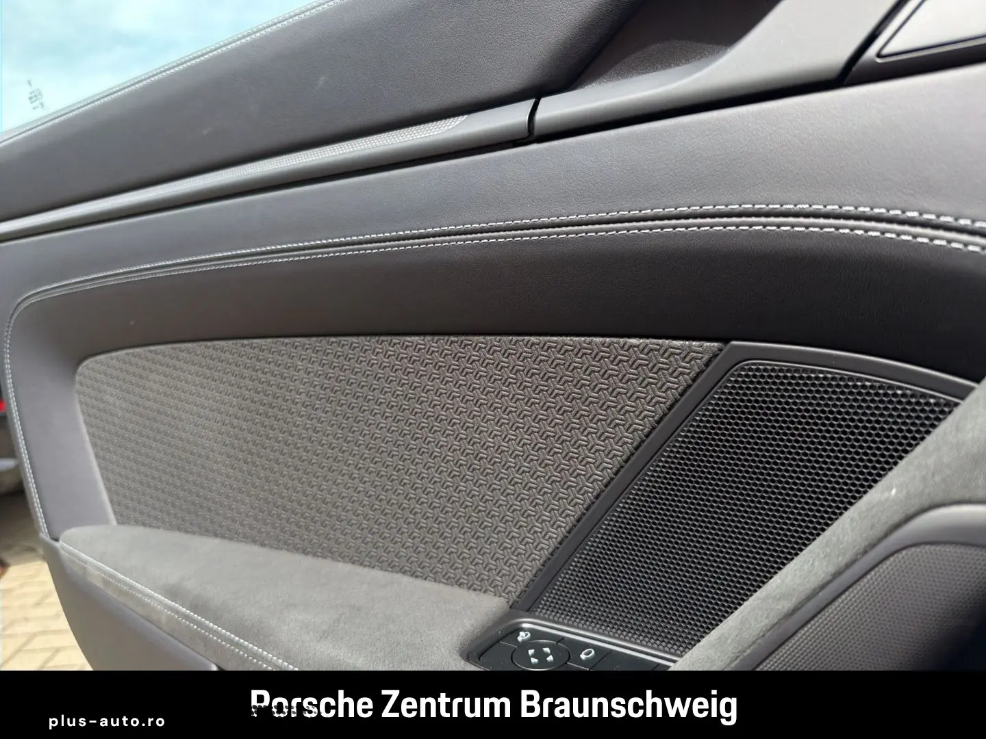 PORSCHE 992 911 Carrera 4 GTS Liftsystem-VA BOSE LED